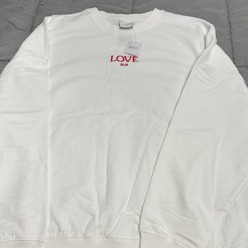 Seint White Sweatshirt with Red Logo